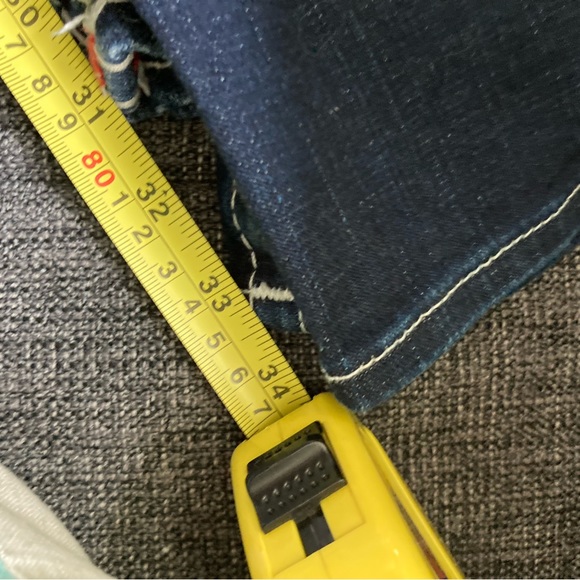 True Religion pearl detail low rise denin - Picture 9 of 11